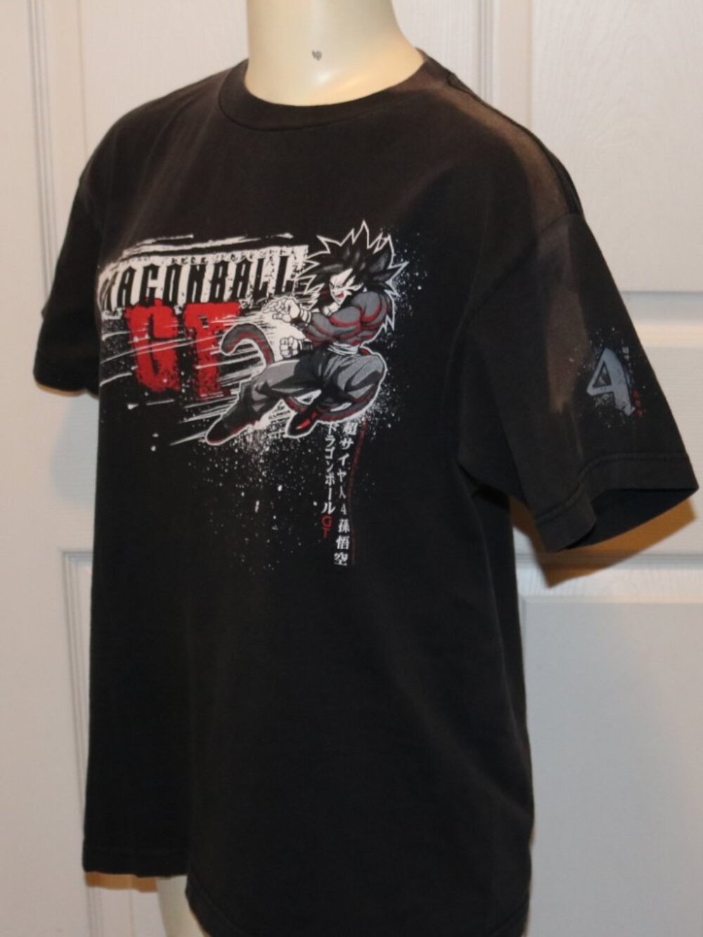 Dragon Ball GT T-shirt Mens Medium Black 2003 DBGT Super Saiyan 4 Bad Faded - Picture 9 of 9